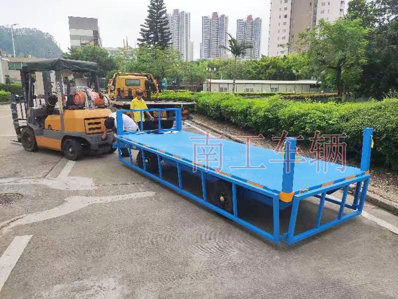 2吨下翻护栏牵引工业【官网】 全挂式工具底盘拖车