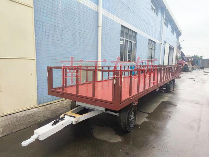 7吨【官网】牵引工具拖车 带护栏减震刹车功能拖车