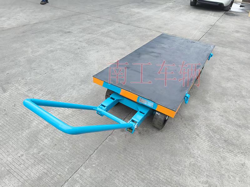 3吨小型【官网】 带橡胶垫工具车