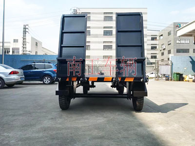 3吨带爬梯工业牵引【官网】2I.jpg